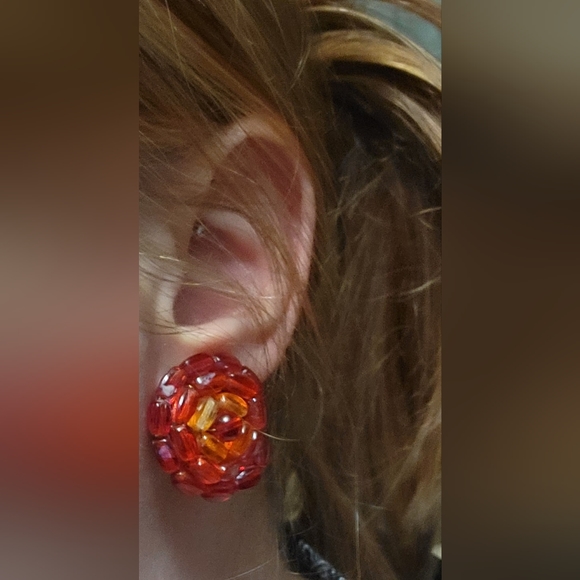 Made In Western Germany Vtg Clipon Earrings Gold Tone, Red Beaded Cluster Signed - Picture 11 of 11